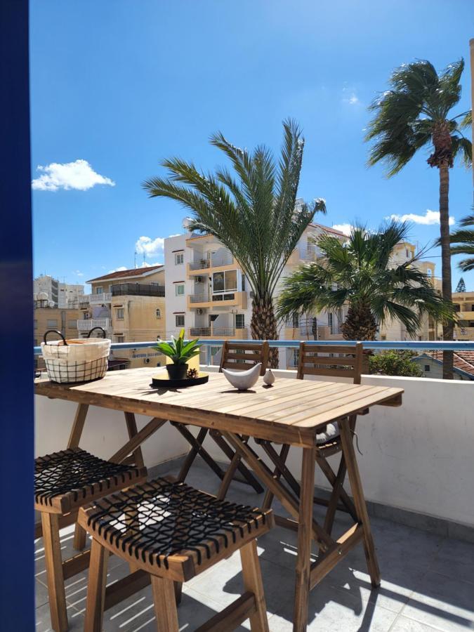 Frida'S Cozy Two Bedroom Apt Larnaca Esterno foto